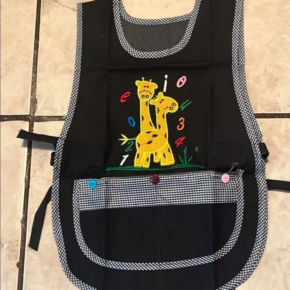 Black Giraffe Bibs for Creative Fun - Picture 2 of 4